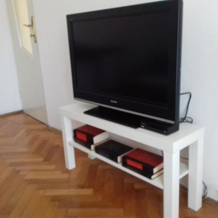 Apartment Dragan Pula Exteriör bild