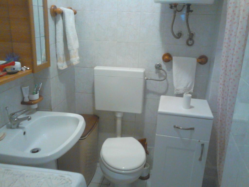Apartment Dragan Pula Exteriör bild