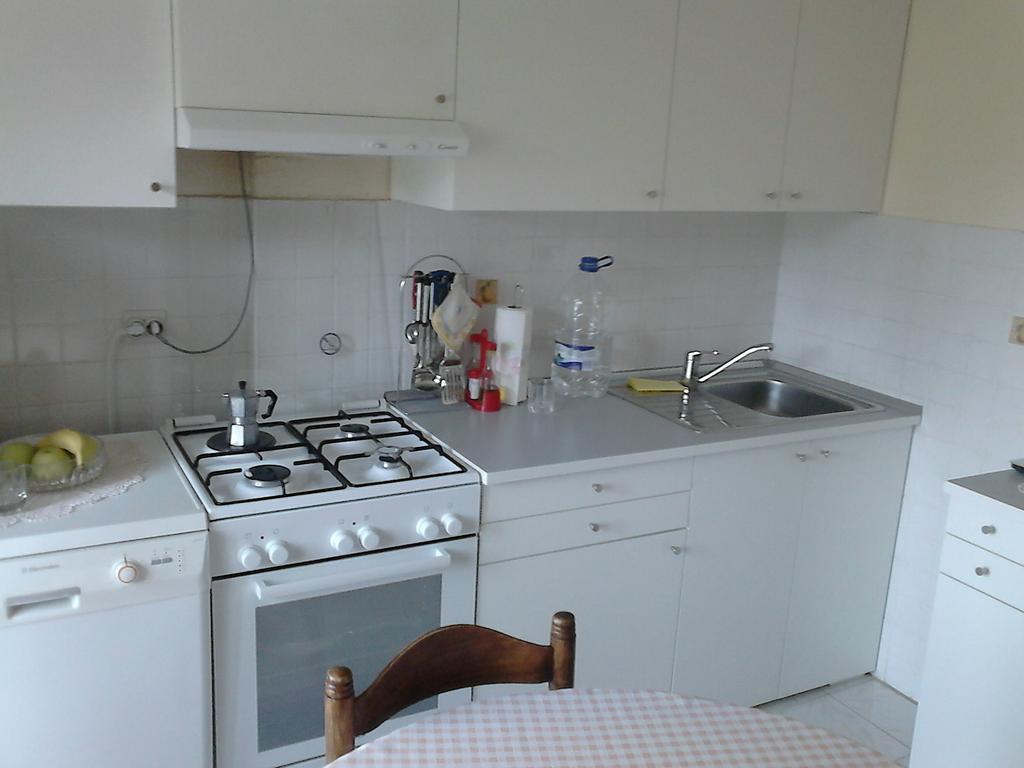 Apartment Dragan Pula Exteriör bild